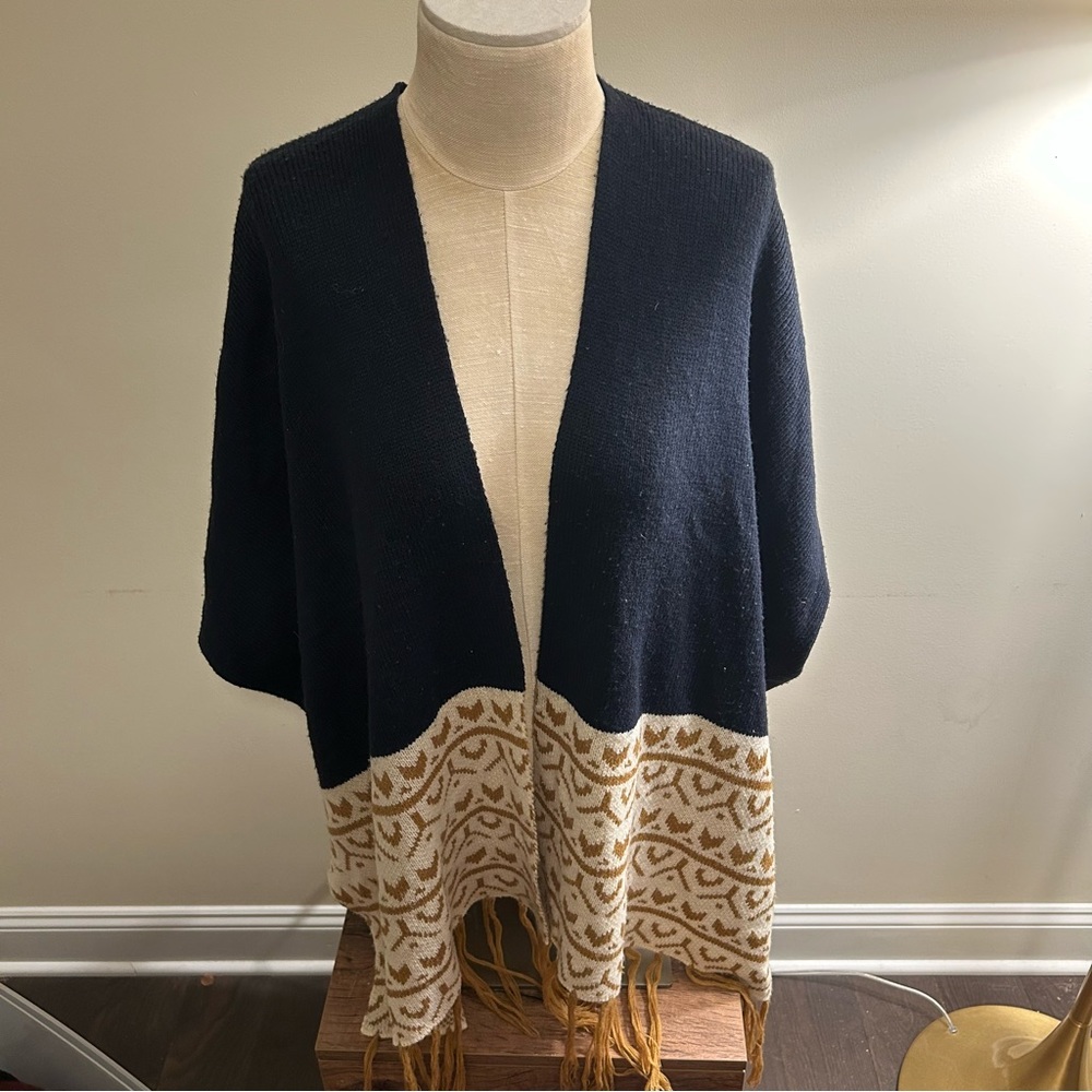 Cardigan poncho shrug